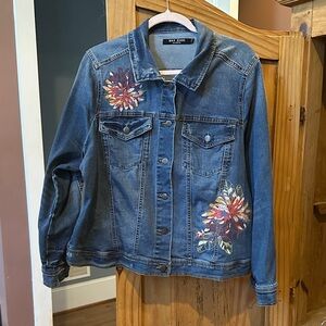 Max Jeans Blue Denim Jacket with Colorful Floral Design